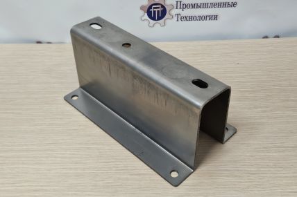 Кронштейн переходный карданного вала